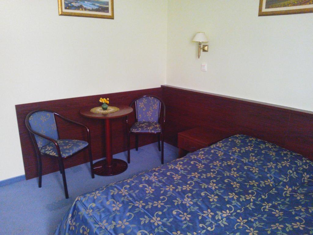 Kolibri Ξενοδοχείο Μίσκολτς Δωμάτιο φωτογραφία